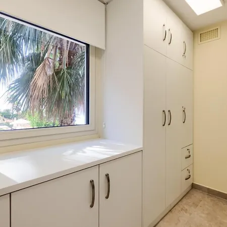 Luxury 3 Bedroom Front In